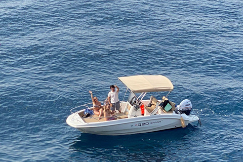 Capri Private Boat Tour from Sorrento: Discover the Wonders of Capri
