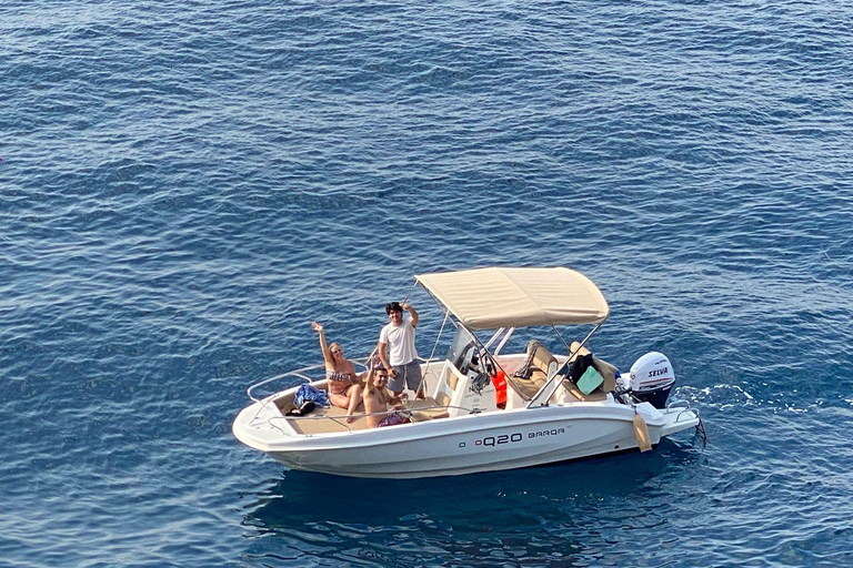 Capri Private Boat Tour from Sorrento: Discover the Wonders of Capri
