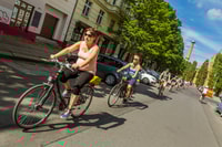 Berlín, vistas y destacados Tour en bicicleta con un guía local - Housity