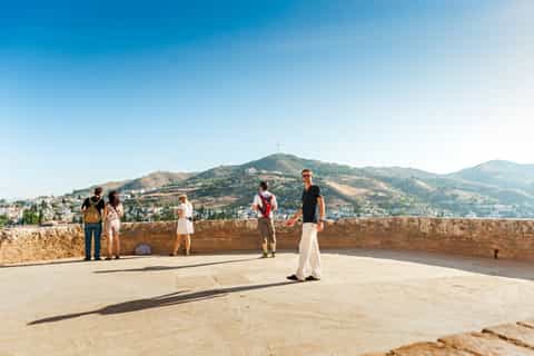 Granada: Alhambra and Generalife Tour