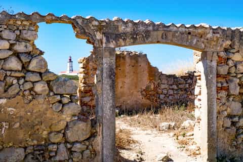 Lisbon: Arrábida Natural Park and Sesimbra Day Trip