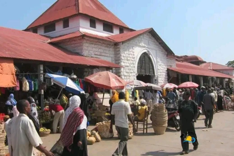 Sansibar: Nachttour auf dem Foodtour-Markt von Stone Town