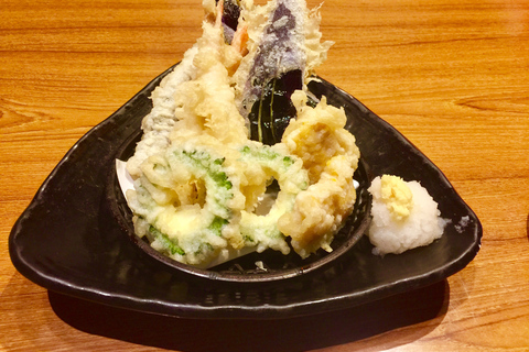 Tour gastronómico absoluto por OsakaOsaka: tour gastronómico nocturno de 3 horas