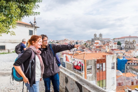 Oporto: tour guiado a pie de 3 horas por lo más destacadoTour público en inglés