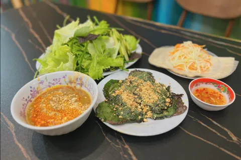 Hanoi: Comida callejera con visita a pie del casco antiguo Grupo reducido