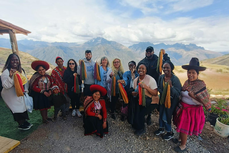 Cusco: Andean Textile Workshop with Traditional Lunch Cusco: Andean Textile Workshop with Traditional Lunch