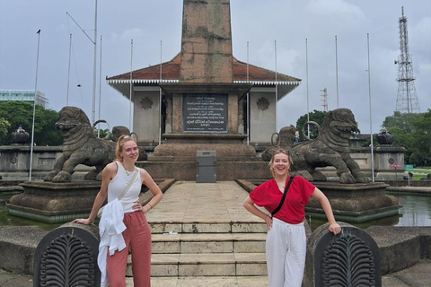 Colombo : Visite de la ville en Tuk Tuk le matin ou le soir et ramassage libre