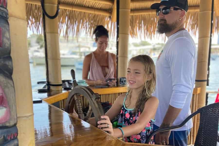 Orange Beach: Tiki-Bay-Tageskreuzfahrt mit Musik. Foto: GetYourGuide