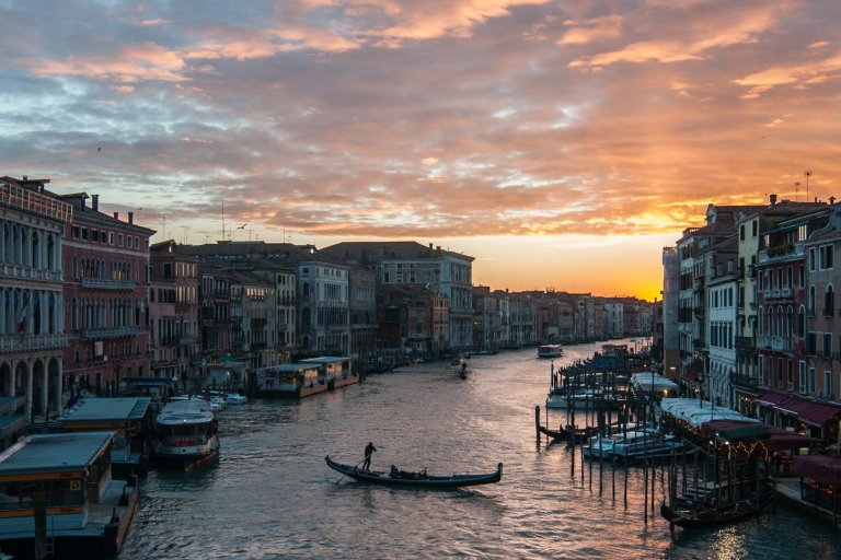 Venice: 2.5-Hour Private Photo-Walk with Photographer Guide