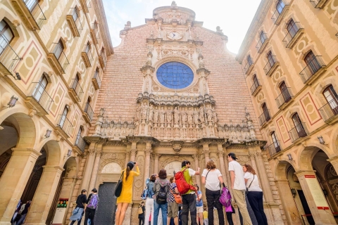 Z Barcelony: półdniowa wycieczka Montserrat i jazda konna