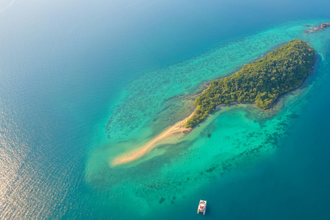 Pattaya Ganztägiger Ausflug zum Sonnenuntergang auf einer exklusiven Insel