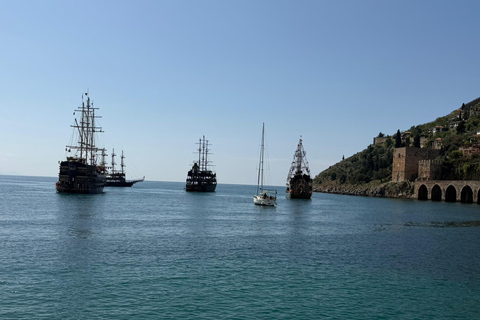 Alanya: Pirate Boat Trip with Swimming and Foam Party Alanya: Pirate Boat Trip with Transfer