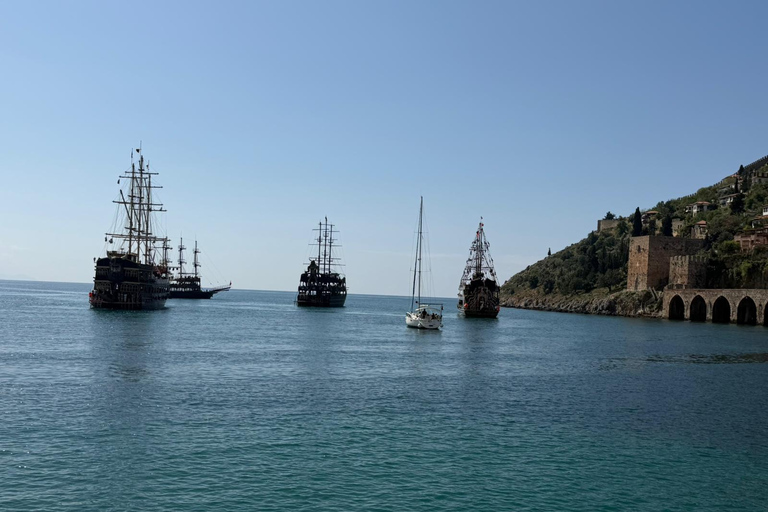 Alanya: Pirate Boat Trip with Swimming and Foam Party Alanya: Pirate Boat Trip with Transfer
