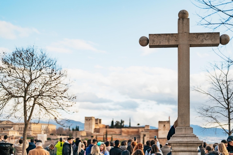 Granada: tour al atardecer del Albaicín y el SacromonteTour privado
