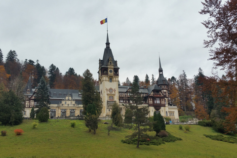 Ab Bukarest: Tagesausflug zum Schloss DraculaPrivater Tagesausflug