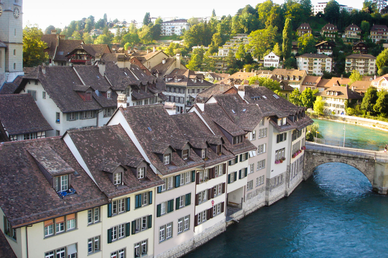 Desde Ginebra: Berna y parapente en Interlaken