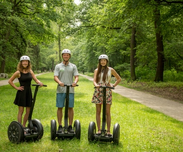 Praga: Tour en Segway Compartido en Grupo/Privado con Traslado al Hotel