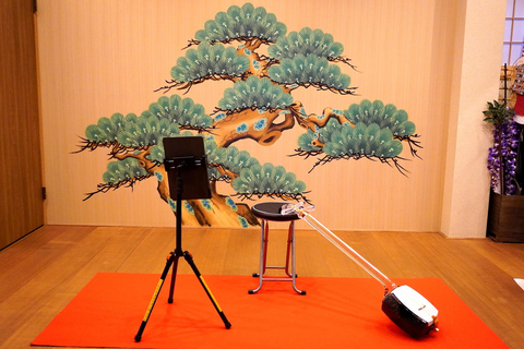 Tokyo: Japanese Culture Experience & Artist Talk (12 seats) Tokyo Nihonbashi: Exclusive Rakugo Show & Artist Talk