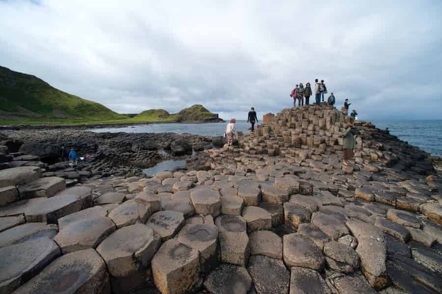 Von Dublin aus: Giant's Causeway und Belfast Tour auf Spanisch. Foto: GetYourGuide Von Dublin aus: Giant's Causeway und Belfast Tour auf Spanisch. Foto: GetYourGuide