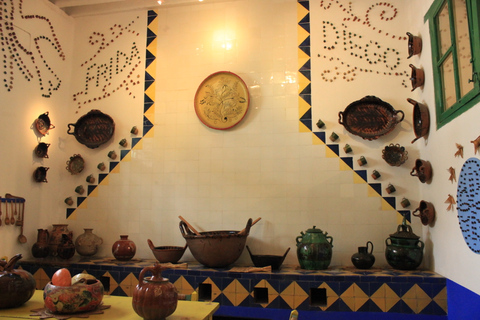 Mexico : visite privative de Xochimilco, Coyoacán et Frida KahloVisite privative avec entrée à la Casa Azul de Frida Kahlo