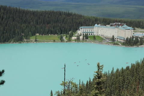 Excursion approfondie à Lake Louise et au PNY Yoho et excursion d'une journée au lac Moraine09:35 Prise en charge au Banff Aspen Lodge