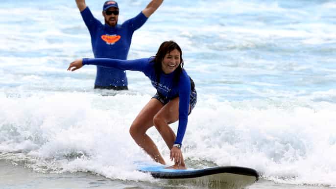 surfers paradise surf lesson on the gold coast