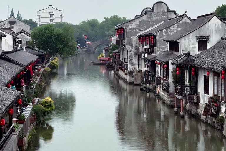 Discover Shanghai’s gem: World-Record Temple & Water Town