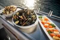 Picton e Marlborough Sounds, Seafood Odyssea Cruise - Hizvo