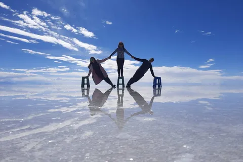 From La Paz: Uyuni salt flats and red lagoon by bus
