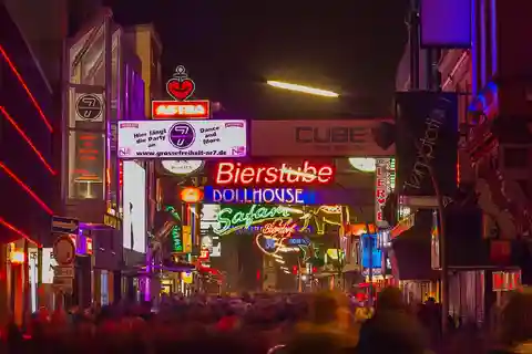 Reeperbahn Tour: Sex, Sin, Parties, and Crime