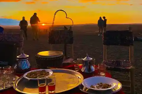 Marrakech: Agafay Desert tour, Camel Ride and Dinner Show