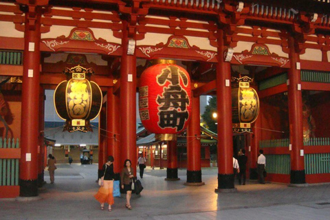 Asakusa: Tokio's # 1 Family Food Tour