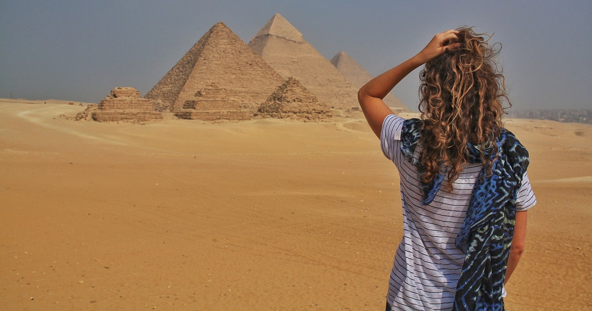 Giza Pyramids and Sphinx: Half-Day Private or Group Tour - 2026