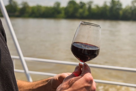 Bordeaux: wycieczka po targu rolniczym i rejs po rzece dla smakoszyBordeaux: Wycieczka po targu rolniczym i rejs po rzece z degustacją potraw regionalnych