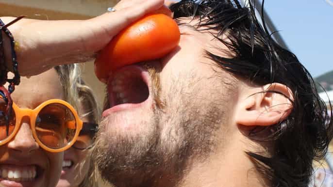valencia la tomatina day trip from barcelona