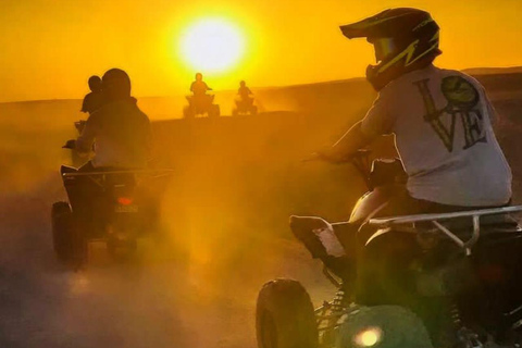 Marrakech: Excursión por el desierto de Agafay con quad, paseo en camello y cena