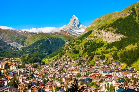 De alpine charmes van Zermatt: Een schilderachtige dorpstocht