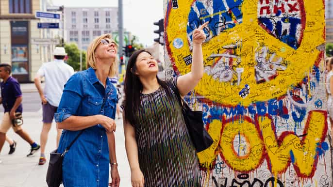 1.5hour private tour of highlights of berlin