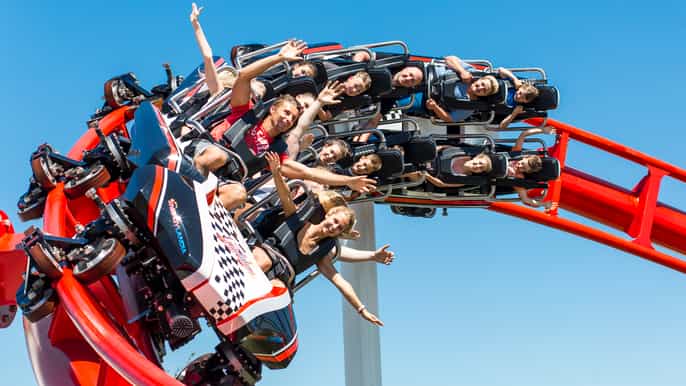 accesso per lintera giornata al parco energylandia di cracovia