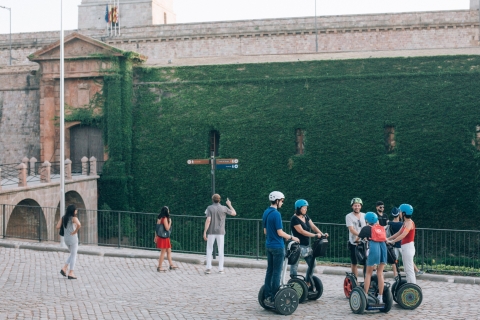 Barcelona: Montjuïc Segway Tour met gidsPrivérondleiding van 3 uur