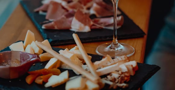 Krakow: Polish Wine Tasting with an experienced Somm