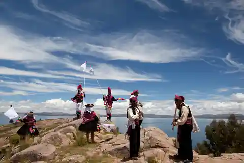 Tour de 2 días al Lago Titicaca a Uros, Amantani y Taquile