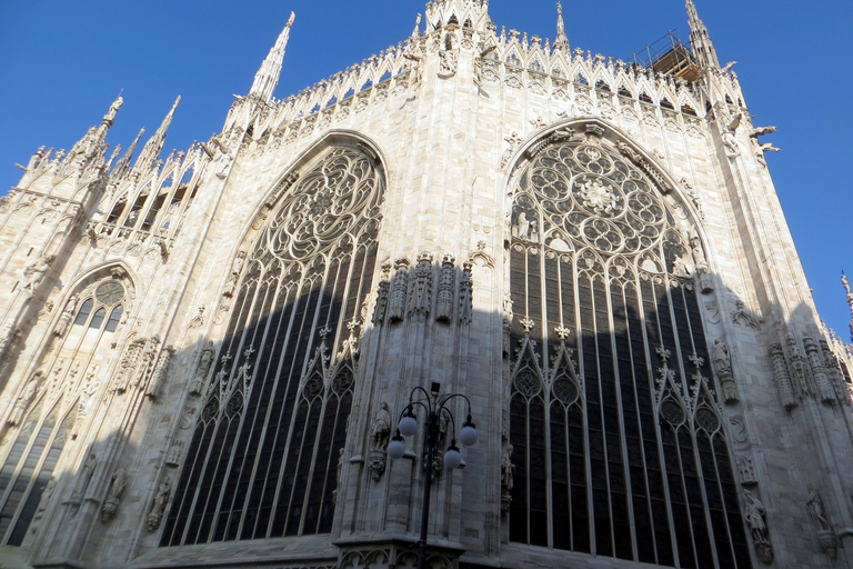 Milano: Tour a piedi dei punti salienti della cittàTour privato a piedi per piccoli gruppi dei punti salienti di Milano