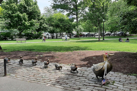 Podróż w czasie: wycieczka piesza/rowerowa po Bostonie