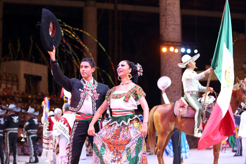 Cancun &amp; Playa del Carmen: Xcaret Plus -Lunch-Show-Transfers