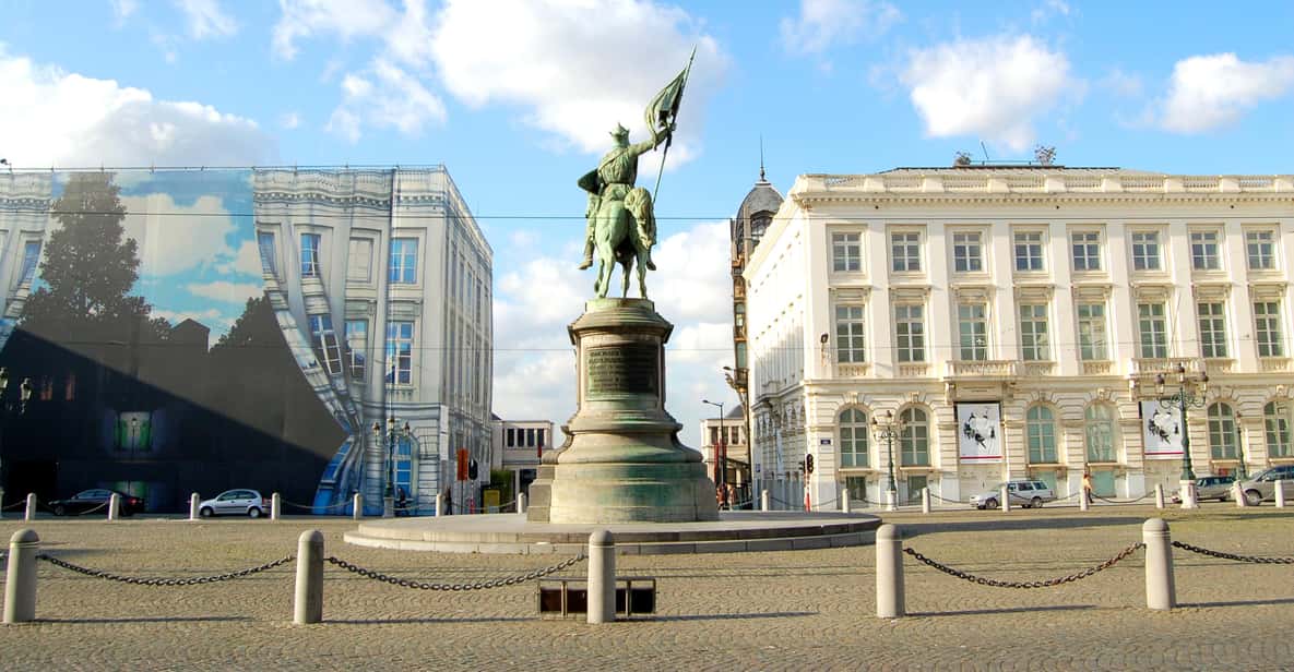 Afbeelding 4 van Brussel: City Card met Hop-On Hop-Off Bus