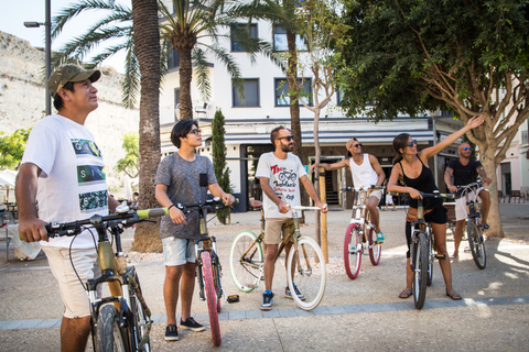 Ibiza-Stadt Private geführte Sightseeing Tour mit dem Fahrrad4-stündige geführte Stadtführung mit dem Fahrrad