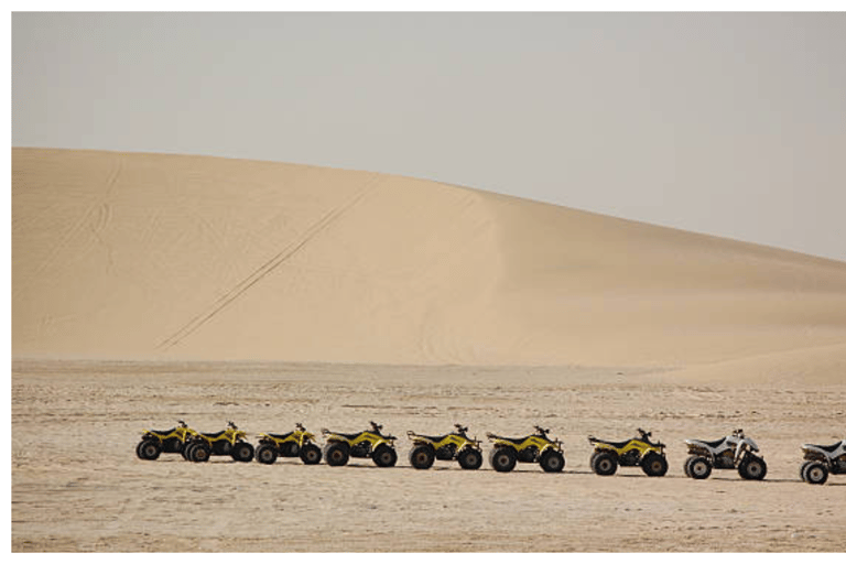 Doha: Safari por el desierto con paseo en camello y Sandboarding