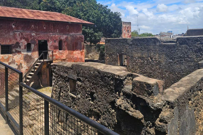 Mombasa: Full day excursion Full day excursion in Mombasa from Diani