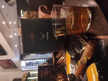 Workshop privado de combinação de charutos em Chipre